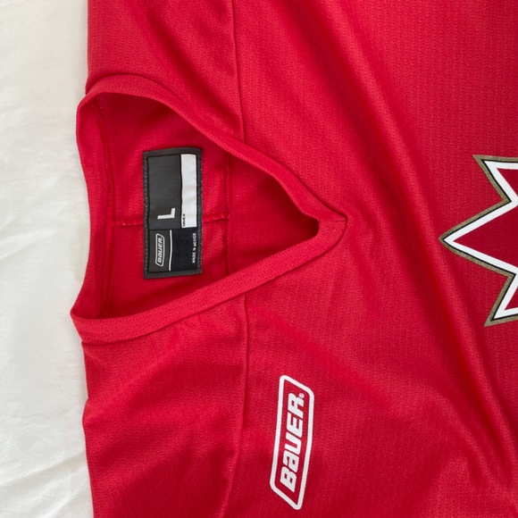 Bauer Canada Hockey Jersey Blank Lightweight Red Size Large LIKE NEW - Picture 3 of 10